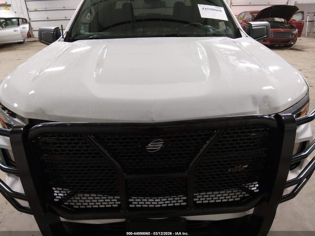 CHEVROLET SILVERADO 1500 2WD SHORT BED CUSTOM - 6