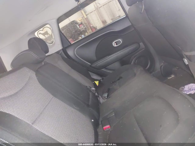 KIA SOUL - 8