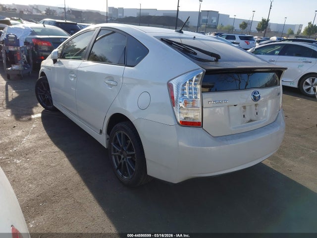 TOYOTA PRIUS - 3