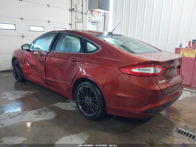 FORD FUSION SE - 3