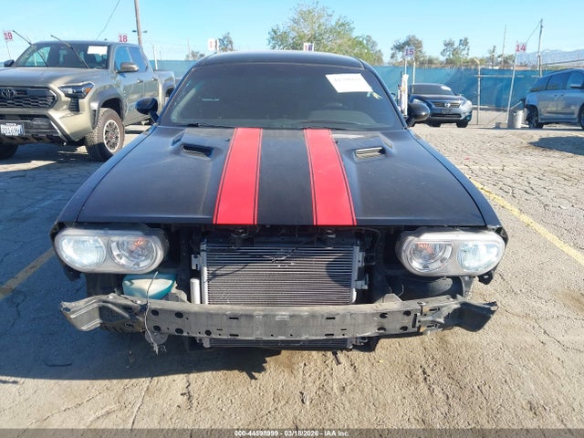 صورة مصغرة 13 لـ 2014 Dodge CHALLENGER SXT