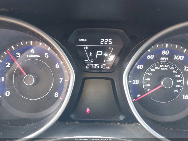 HYUNDAI ELANTRA SE - 7