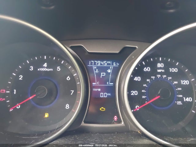 HYUNDAI VELOSTER - 7