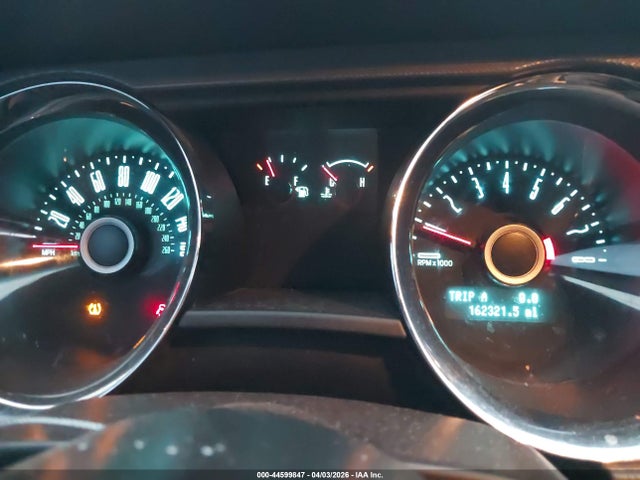 FORD MUSTANG V6 - 7