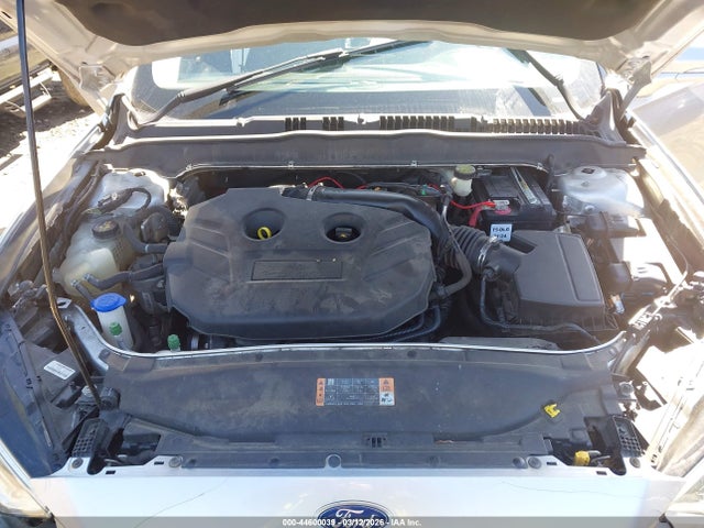 FORD FUSION SE - 10