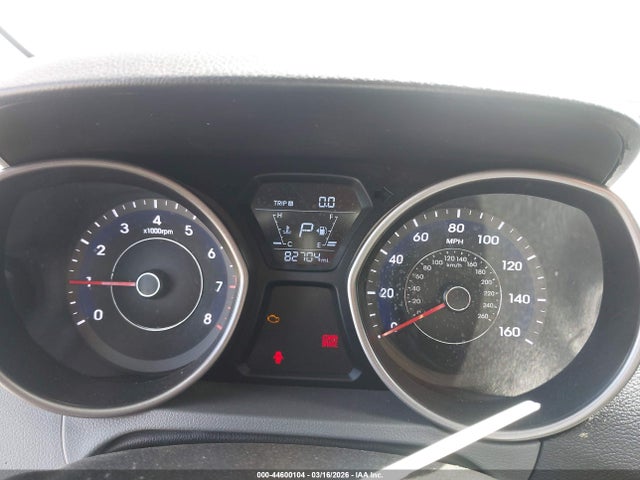 HYUNDAI ELANTRA SE - 7