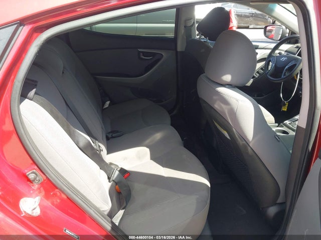 HYUNDAI ELANTRA SE - 8