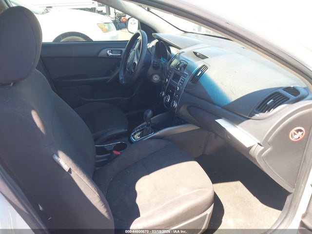 KIA FORTE EX - 5