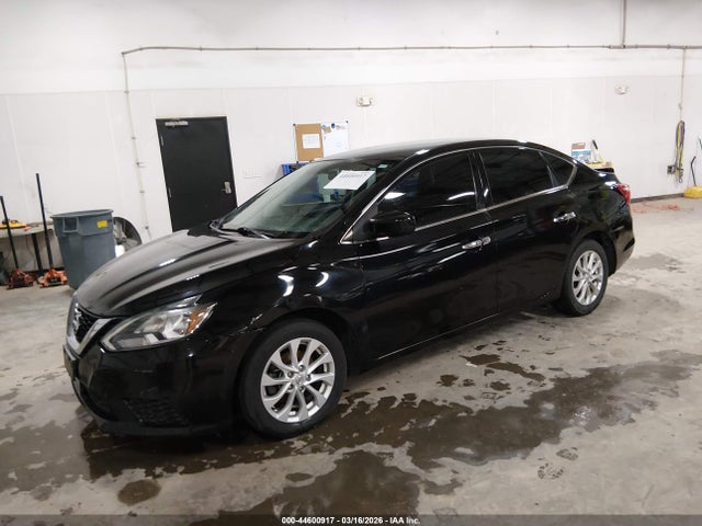 2018 Nissan SENTRA SV 照片 2