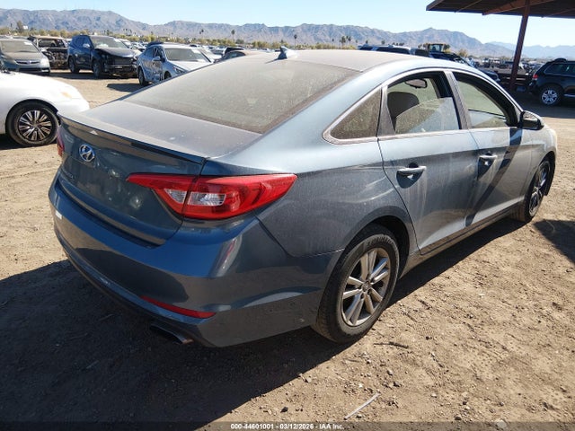 HYUNDAI SONATA SE - 4