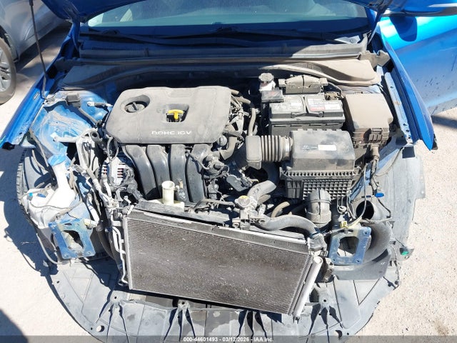 HYUNDAI ELANTRA LIMITED - 10