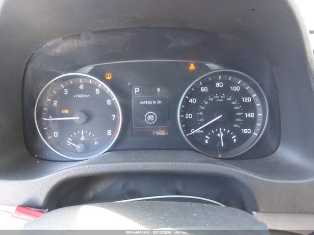 HYUNDAI ELANTRA LIMITED - 7