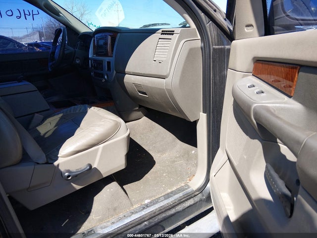 DODGE RAM 1500 LARAMIE - 5