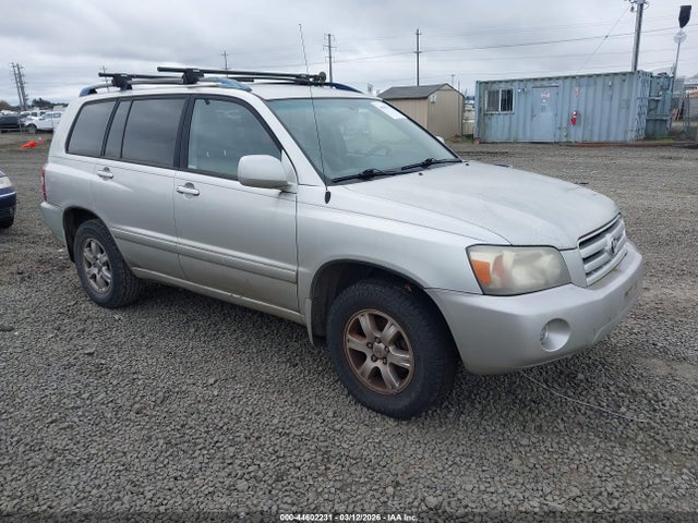 2005 TOYOTA HIGHLANDE V6