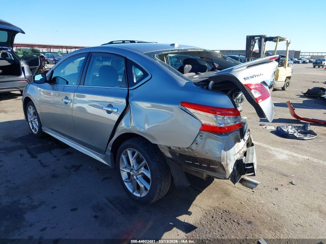 2014 Nissan SENTRA SR 照片 3