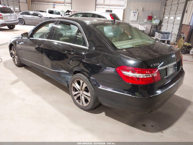 MERCEDES-BENZ E-CLASS - 3