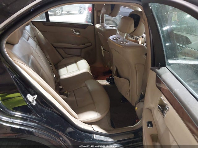 MERCEDES-BENZ E-CLASS - 8