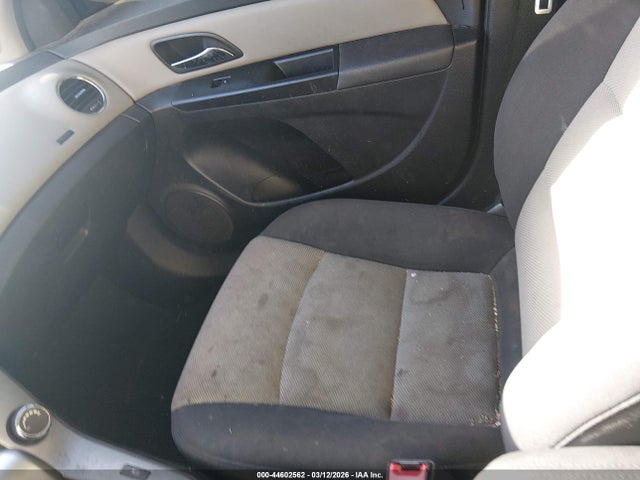 CHEVROLET CRUZE LS AUTO - 5