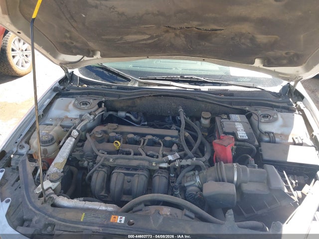 FORD FUSION SE - 10