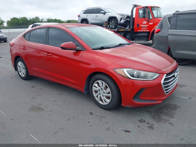 HYUNDAI ELANTRA SE - 1