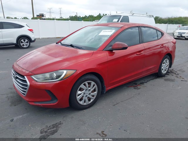 HYUNDAI ELANTRA SE - 2