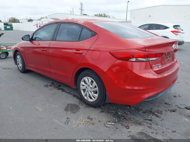 HYUNDAI ELANTRA SE - 3