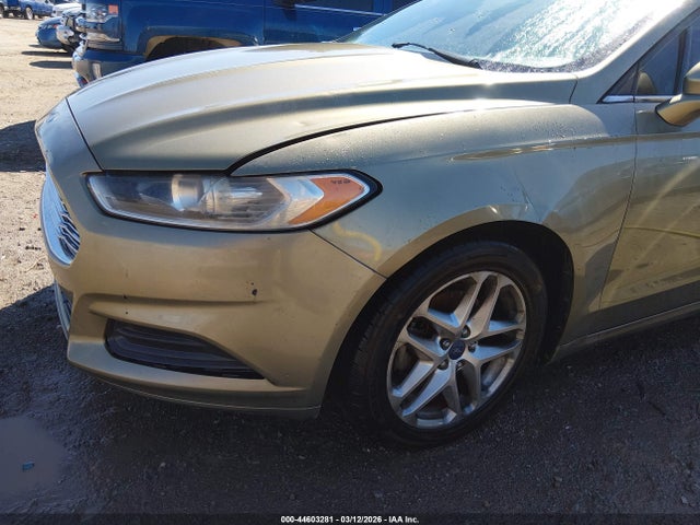 FORD FUSION SE - 6