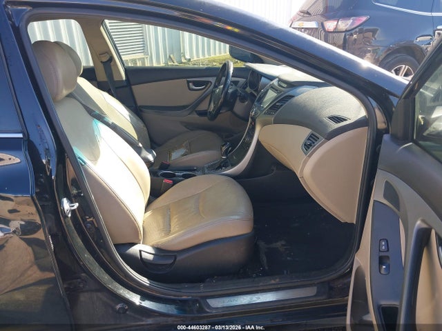 HYUNDAI ELANTRA LIMITED - 5