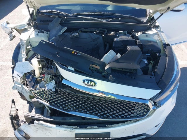 KIA CADENZA PREMIUM - 10