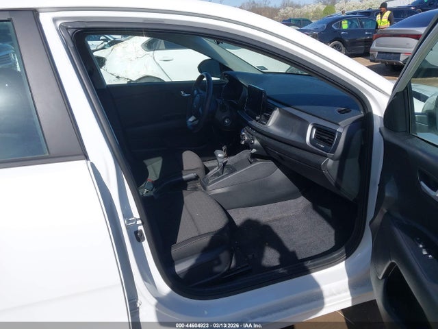 KIA RIO LX - 5