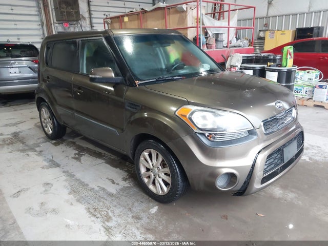 KIA SOUL + - 1