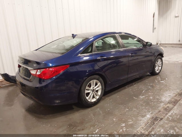 HYUNDAI SONATA GLS - 4