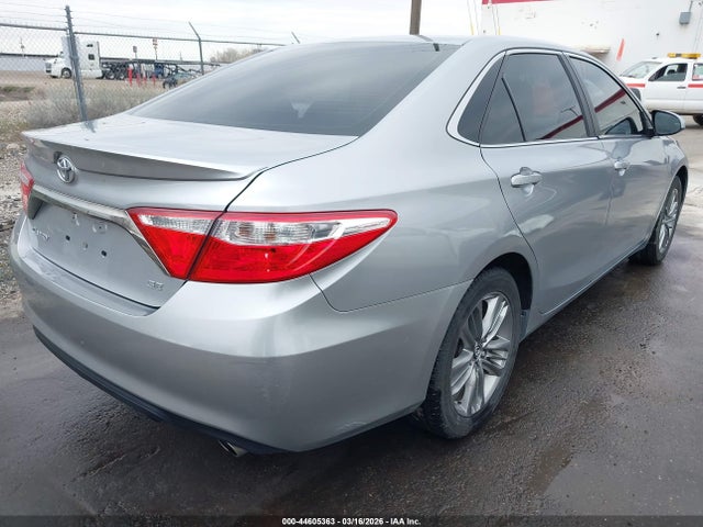 TOYOTA CAMRY - 4