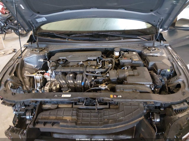 HYUNDAI ELANTRA SEL - 10