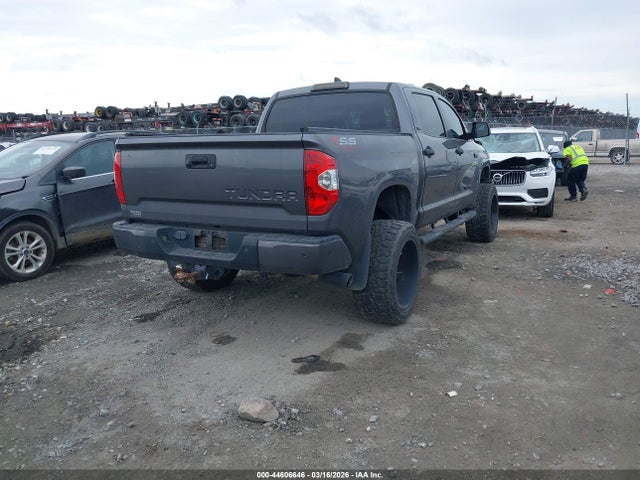 TOYOTA TUNDRA - 4