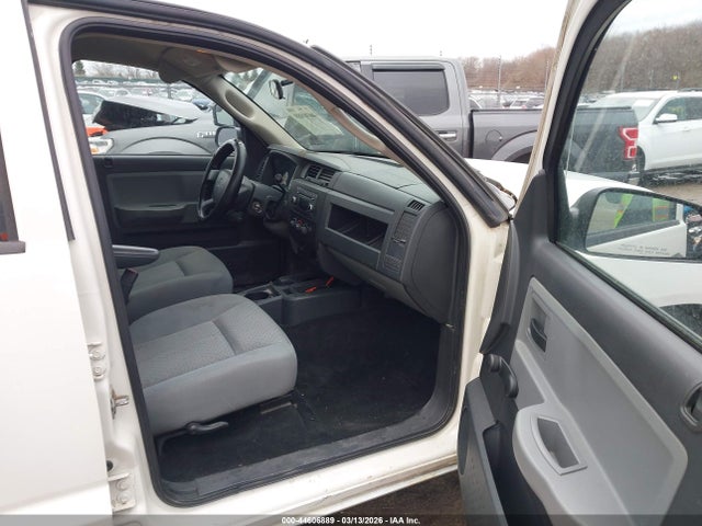 DODGE DAKOTA ST - 5