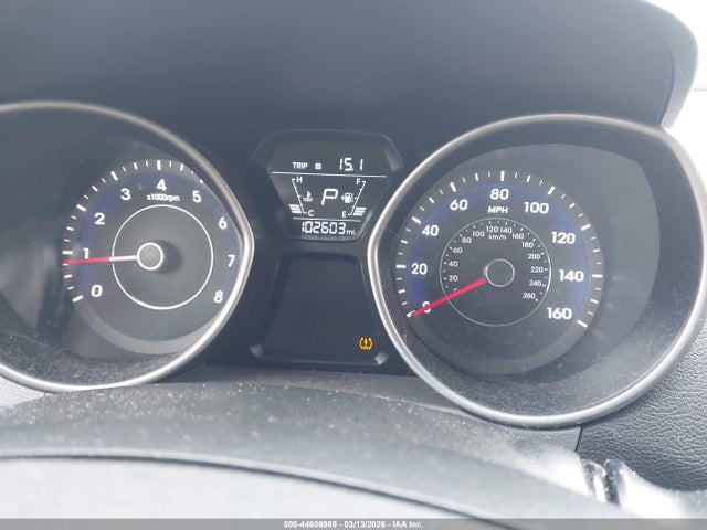 HYUNDAI ELANTRA SE - 7