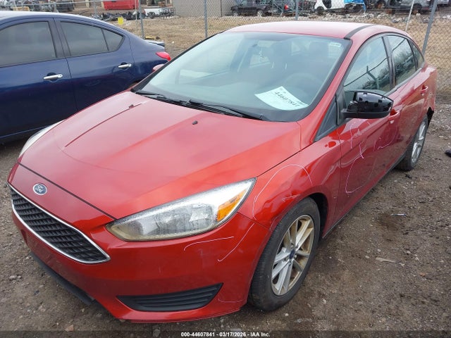 FORD FOCUS SE - 2