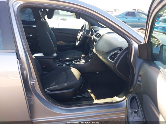 DODGE AVENGER SE - 5