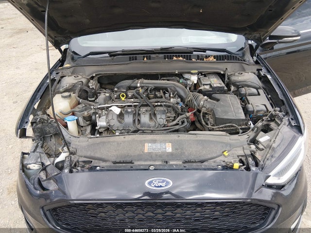FORD FUSION TITANIUM - 10