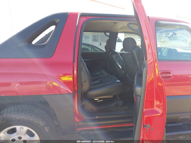 CHEVROLET AVALANCHE 1500 - 8