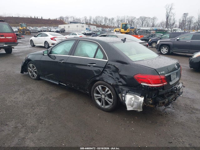 MERCEDES-BENZ E-CLASS - 3