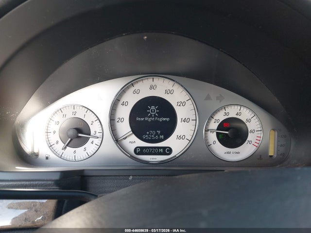 MERCEDES-BENZ E-CLASS - 7