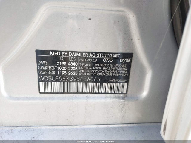 MERCEDES-BENZ E-CLASS - 9