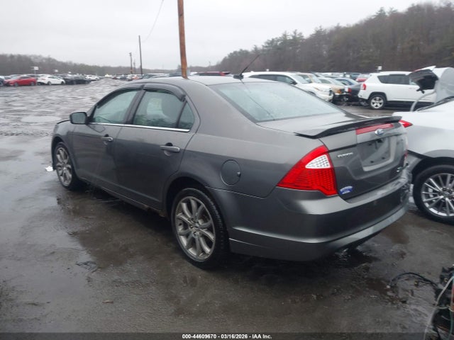 FORD FUSION SE - 3