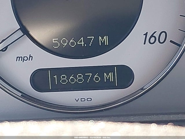 MERCEDES-BENZ E-CLASS - 7