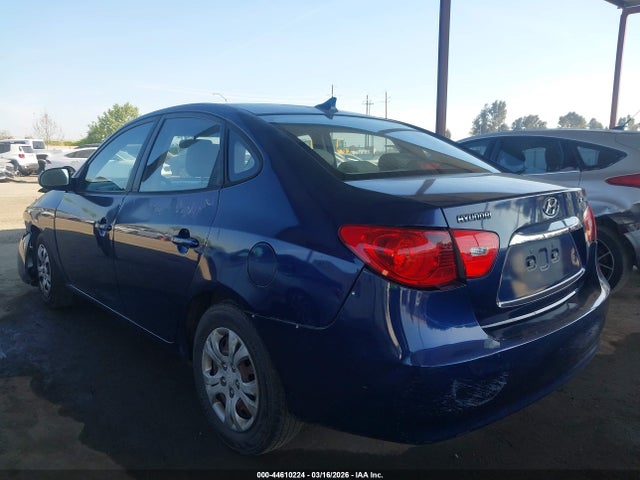 HYUNDAI ELANTRA GLS - 3