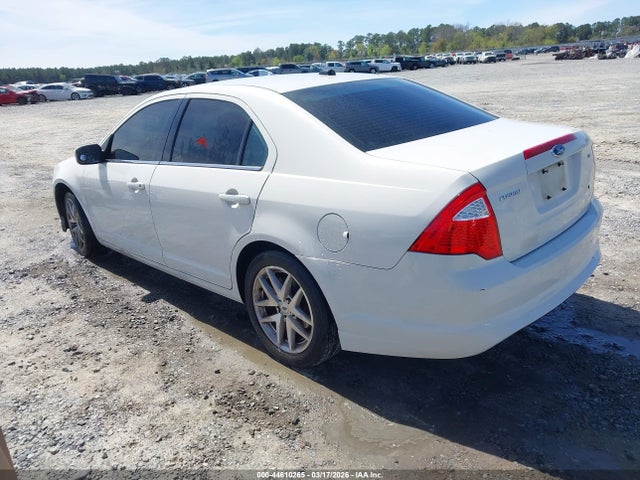 FORD FUSION SE - 3