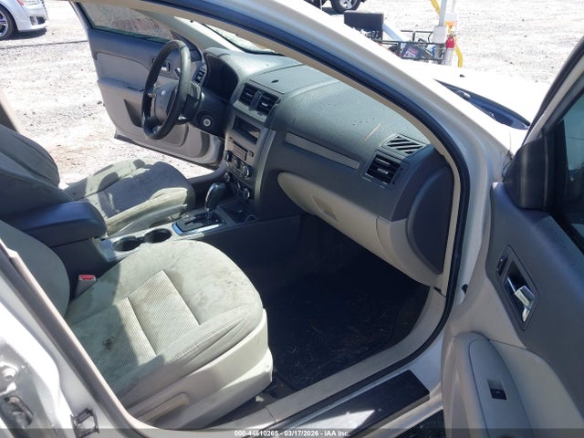 FORD FUSION SE - 5