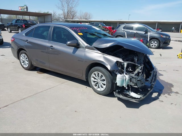 2017 TOYOTA CAMRY LE